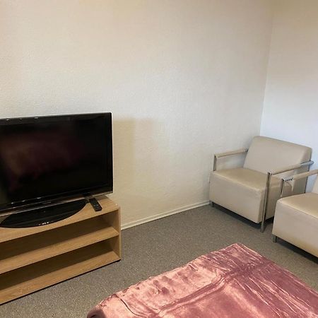 Nahe An Der City Fuer Monteure Und Fuer Urlauber Пфорцхайм Екстериор снимка