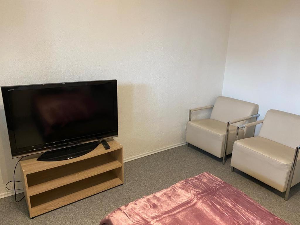 Nahe An Der City Fuer Monteure Und Fuer Urlauber Пфорцхайм Екстериор снимка